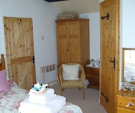Hotel The Wheel House Atlow Esterno foto